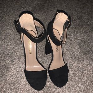 Black Heel